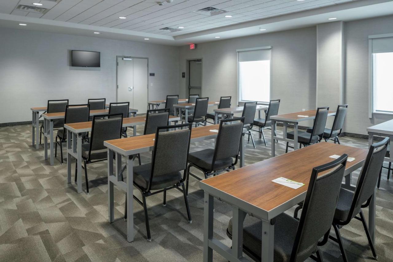 Home2 Suites By Hilton Jacksonville Airport Ngoại thất bức ảnh